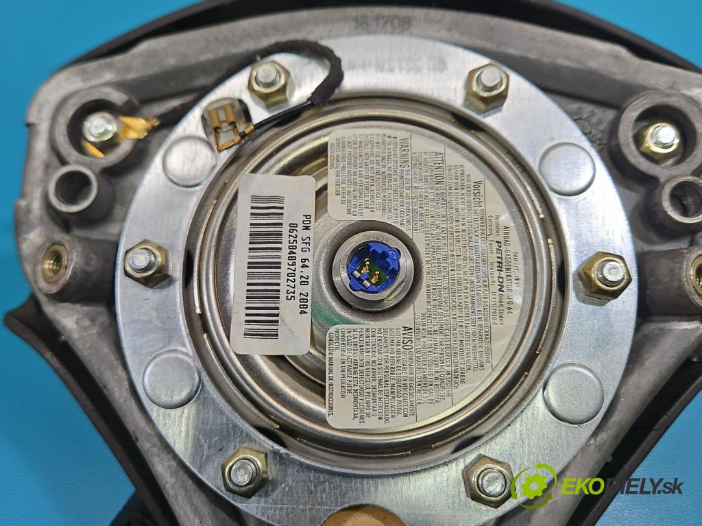 Audi A3 8P 2003-2012 2.0 FSI 150 HP manual 110 kW 1984 cm3 3- volant  (Volant)