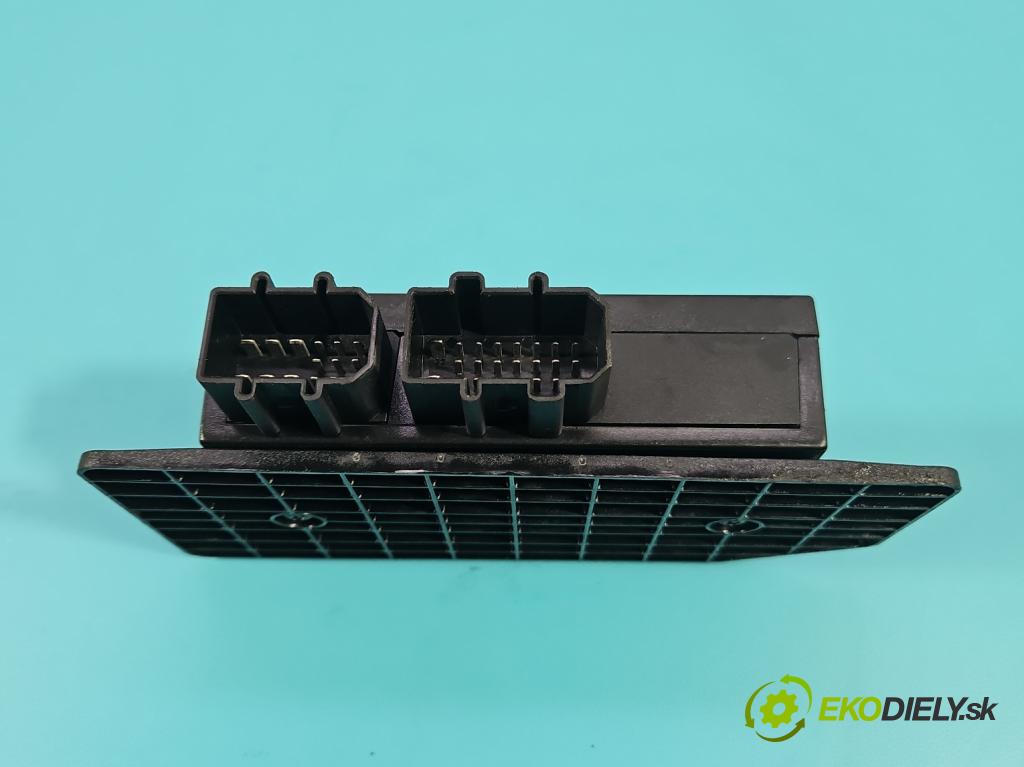 Vw Passat B5 1995-2005 1.9 tdi 101 HP manual 74 kW 1896 cm3 4- riadiaca jednotka komfortu 1C0959799B
