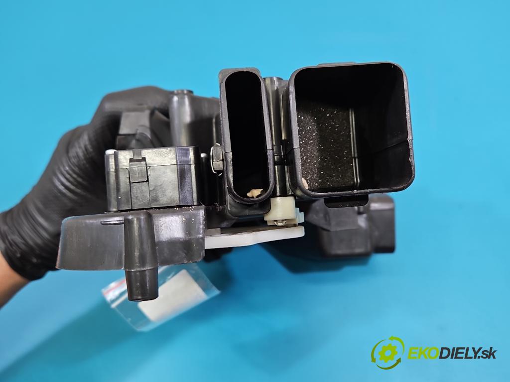 Bentley Continental I 2005-2013 6.0 V12 automatic 411 kW 5998 cm3 4- radiator 3D0819874B (Radiátor kúrenia)