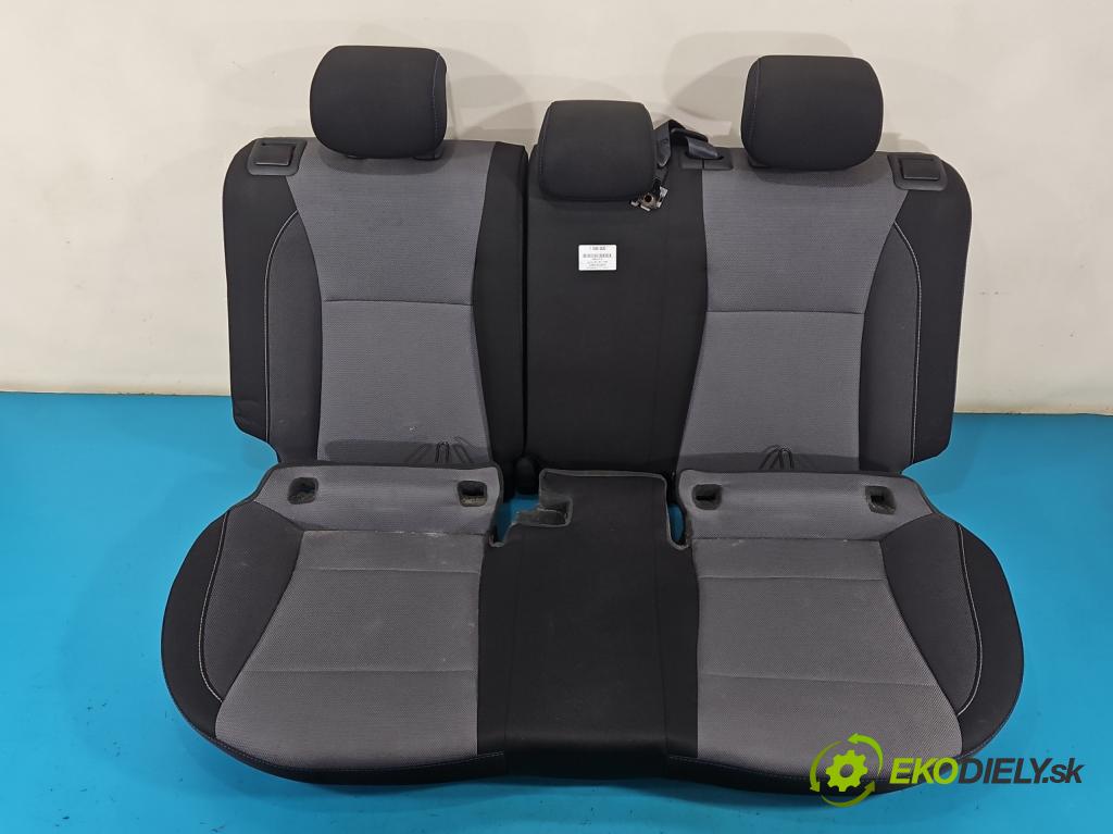Hyundai i20 II 2014-2020 1.2 16V 84KM manual 62 kW 1248 cm3 5- Pohovka: zadné  (Sedadlo)