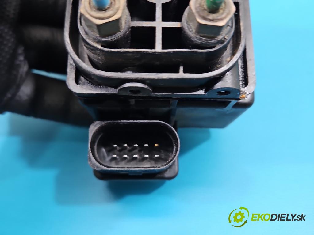 Bentley Continental I 2005-2013 6.0 V12 automatic 411 kW 5998 cm3 4- Distributor: 15152400052