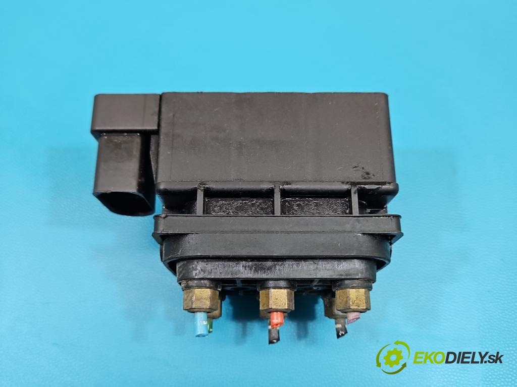 Bentley Continental I 2005-2013 6.0 V12 automatic 411 kW 5998 cm3 4- Distributor: 15152400052