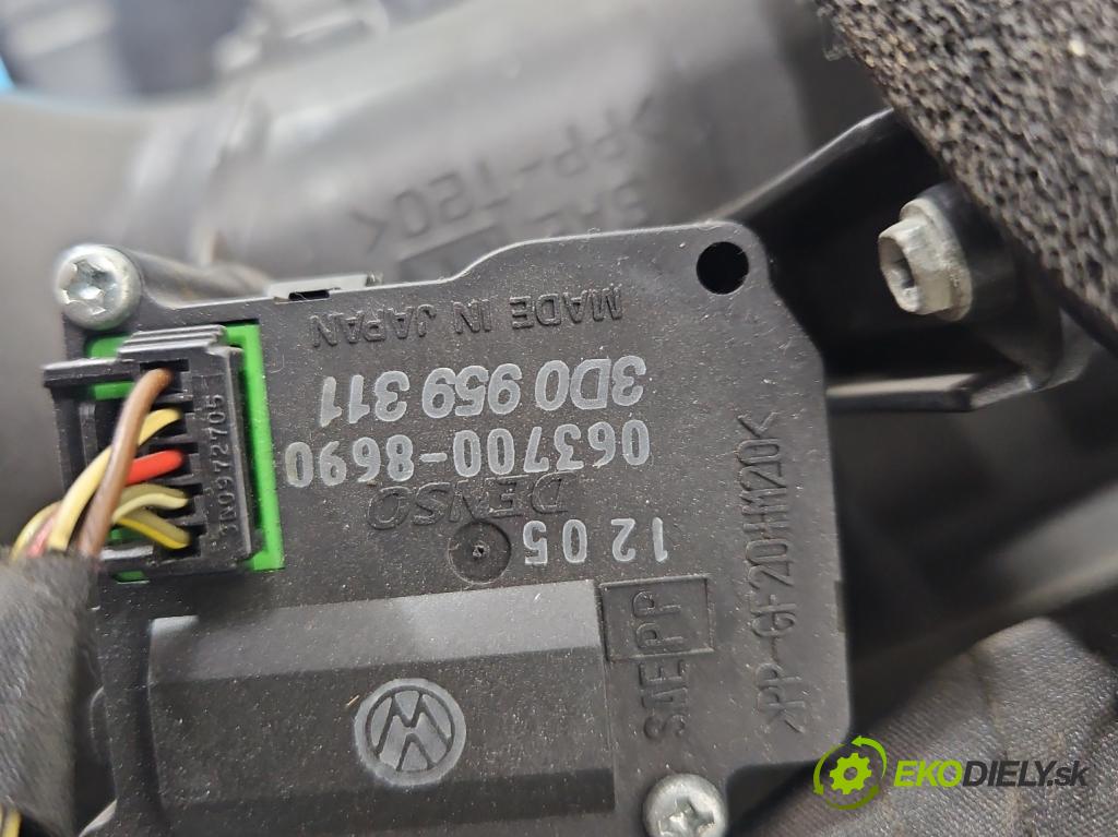 Bentley Continental I 2005-2013 6.0 V12 automatic 411 kW 5998 cm3 4- radiator 3D1820003M (Radiátor kúrenia)