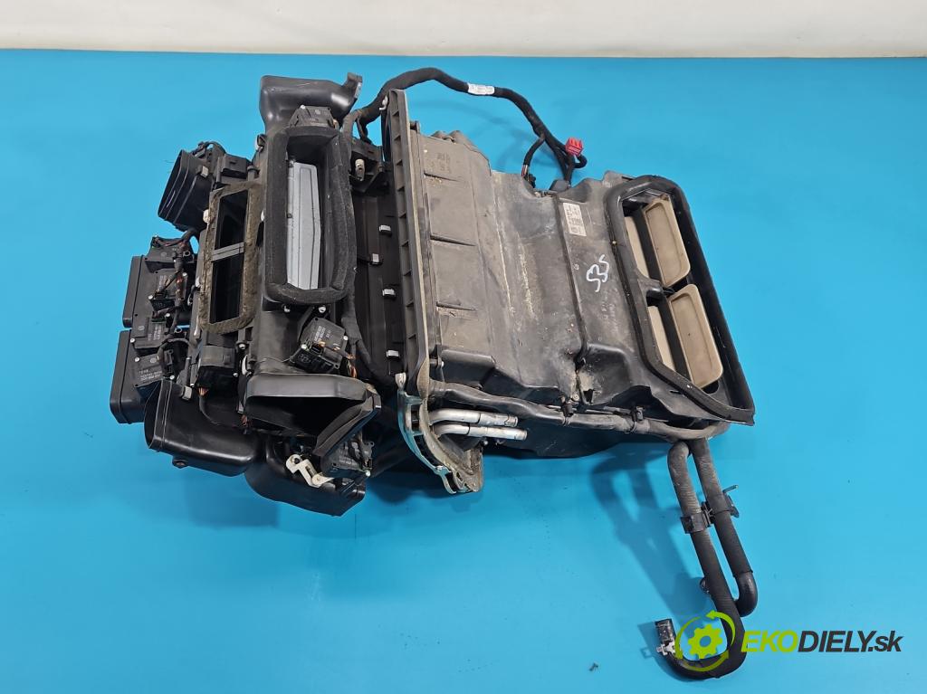 Bentley Continental I 2005-2013 6.0 V12 automatic 411 kW 5998 cm3 4- radiátor 3D1820003M (Radiátor topení)
