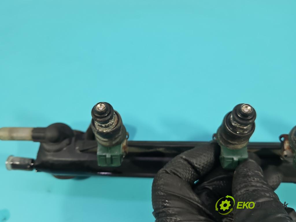 Audi A3 8L 1996-2003 1.6 8V 101 HP manual 74 kW 1595 cm3 3- vstrek benzín 037906031AA