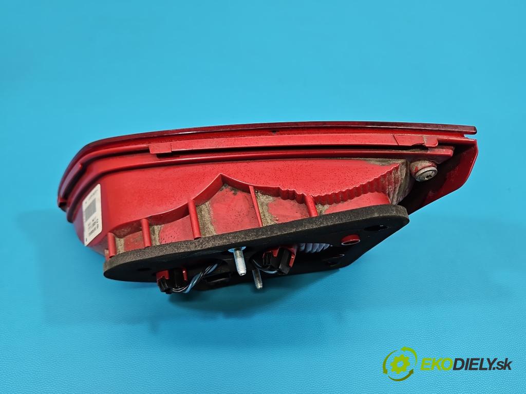Vw Passat B7 2010-2014 2.0 tdi 140 HP manual 103 kW 1968 cm3 5- svetlo / reflektor zadné ľavé 3AF945093J (Kľučka dverí ostatné)