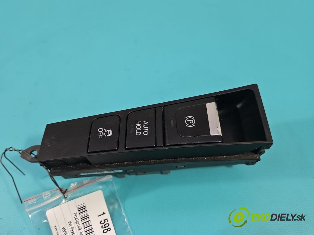 Vw Passat B7 2010-2014 2.0 tdi 140 HP manual 103 kW 1968 cm3 5- prepínač brzda: ručný 3AB927137 (Prepínacie páčky pod volantom)