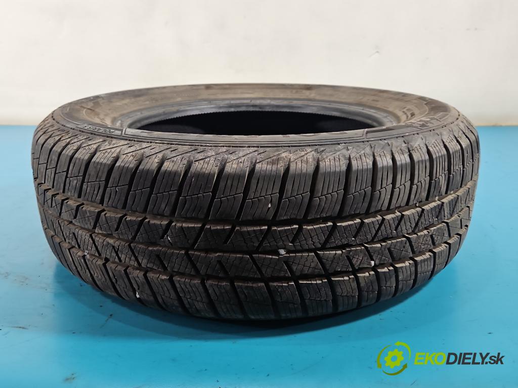 Peugeot 307 1.6 16V 109 HP manual 80 kW 1587 cm3 5- pneumatika zimné 4ks komplet