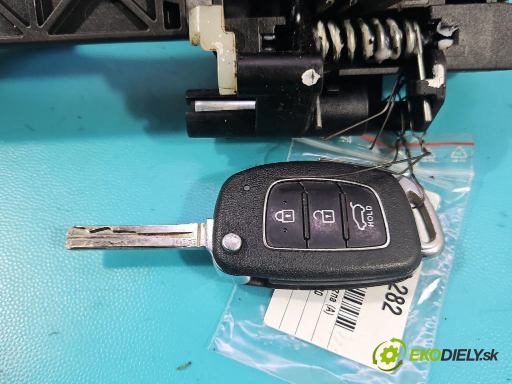 Hyundai i20 II 2014-2020 1.2 16V 84KM manual 62 kW 1248 cm3 5- rukoväť predné ľavé mimo:  (Kľučka dverí vonkajšia predná ľavá)