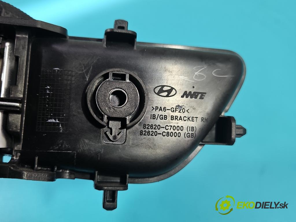 Hyundai i20 II 2014-2020 1.2 16V 84KM manual 62 kW 1248 cm3 5- rukoväť uvnitř: predné pravé 82620-C7000