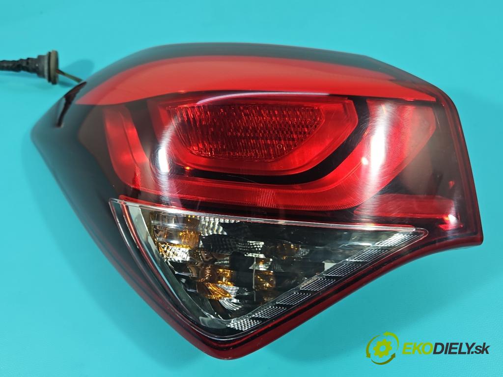 Hyundai i20 II 2014-2020 1.2 16V 84KM manual 62 kW 1248 cm3 5- svetlo / reflektor zadné ľavé blatník 92401-C8000