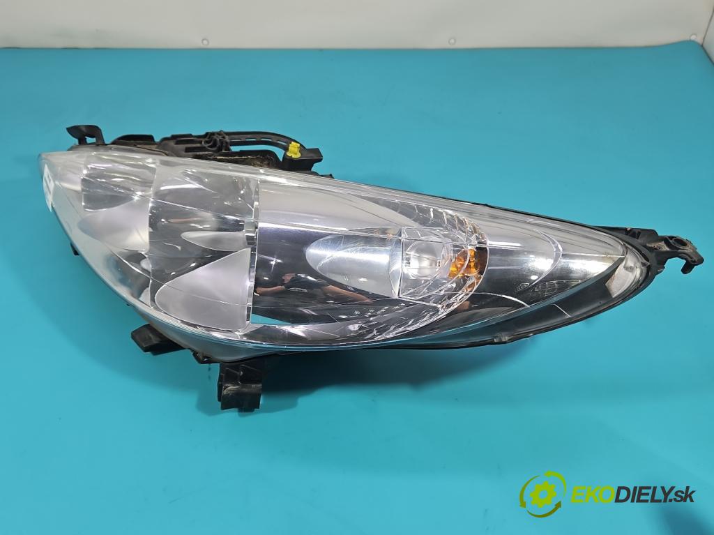 Peugeot 207 1.4 16V 88 HP manual 65 kW 1360 cm3 3- Reflektor: ľavý  (Kľučka dverí ostatné)