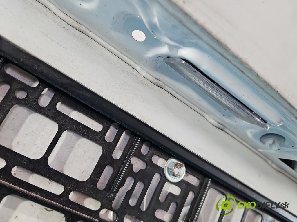 Toyota Corolla E21 2019- 1.8 16V 98 HP automatic 72 kW 1798 cm3 4- zadna kufor  (Kapota zadná (kufor))