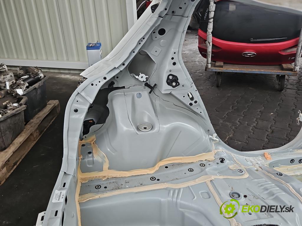 Toyota Yaris III 2011-2020 1.5 vvti 111KM manual 82 kW 1496 cm3 5- blatník zadné ľavý
