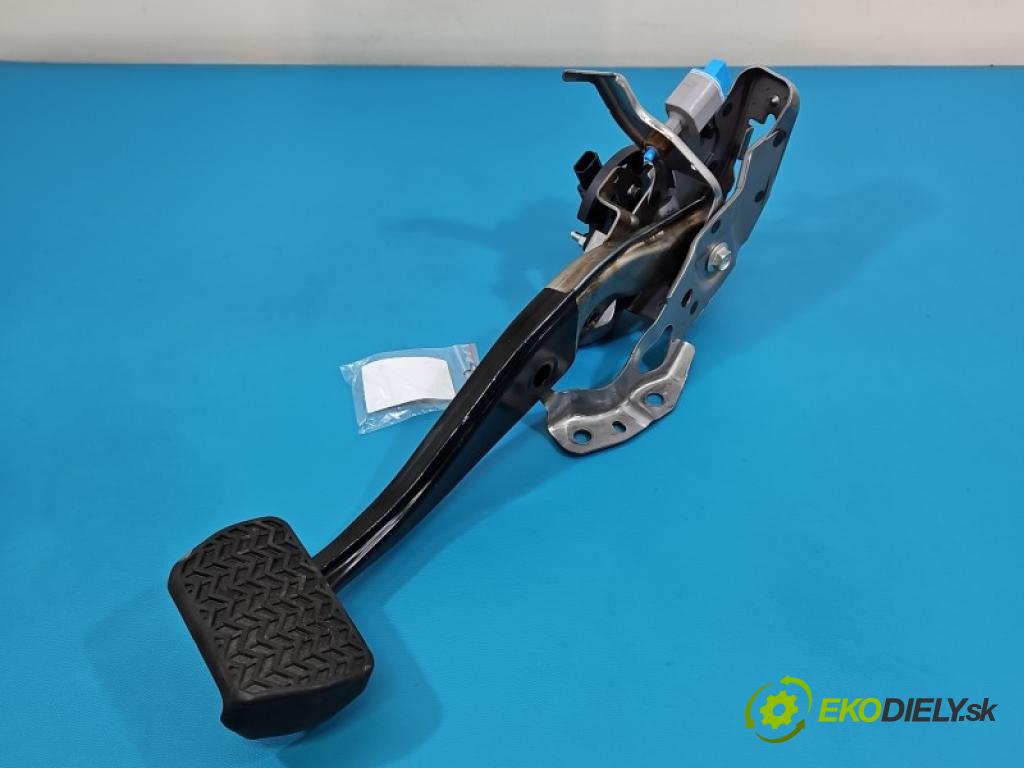 Toyota Corolla E21 2019- 1.8 16V 98 hp automatic 72 kW 1798 cm3 4- pedály 89510-K0011