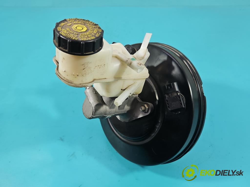 Toyota Yaris III 2011-2020 1.5 vvti 111KM manual 82 kW 1496 cm3 5- servo posilovač 47200-0DA50-A