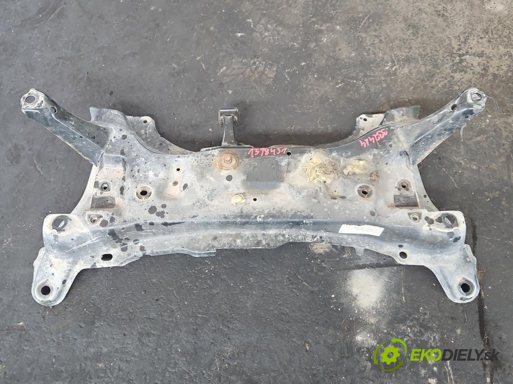 Toyota Yaris III 2011-2020 1.5 vvti 111KM manual 82 kW 1496 cm3 5- výztuha motoru 