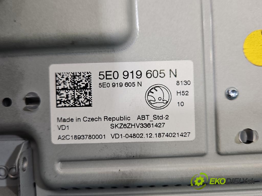 Skoda Octavia III 2013- 1.6 tdi DGT: 116 HP manual 85 kW 1598 cm3 5- Radio originál 5E0919605N