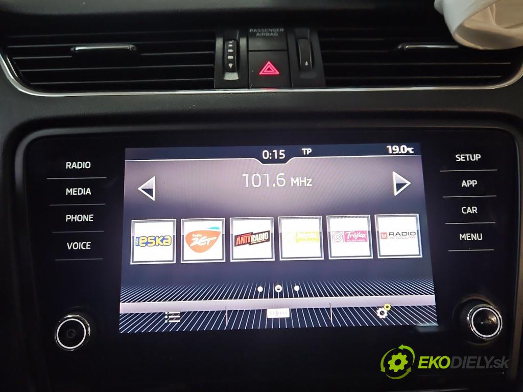 Skoda Octavia III 2013- 1.6 tdi DGT 116 hp manual 85 kW 1598 cm3 5- Radio továrna: 5E0919605N