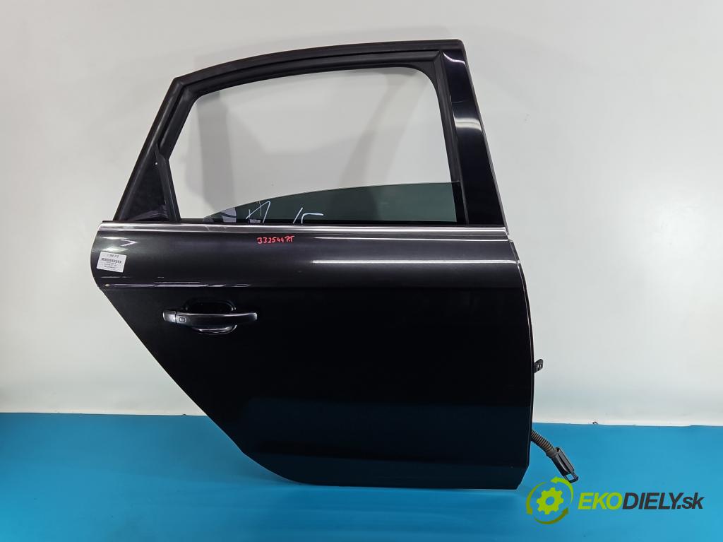 Audi A4 B8 2007-2015 2.0 tdi 120 hp manual 88 kW 1968 cm3 4- dveře zadní pravé  (Klika dveří ostatní)