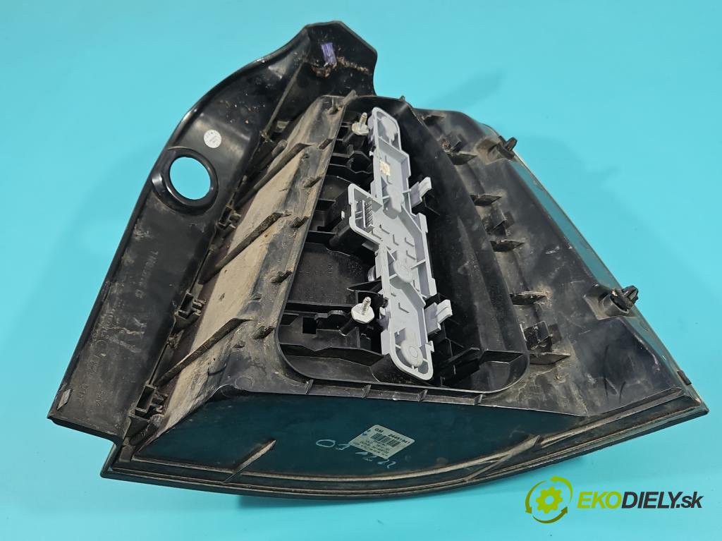 Opel Zafira B 2005-2014 1.9 cdti 150 HP manual 110 kW 1910 cm3 5- svetlo / reflektor zadné ľavé 24451841 (Kľučka dverí ostatné)