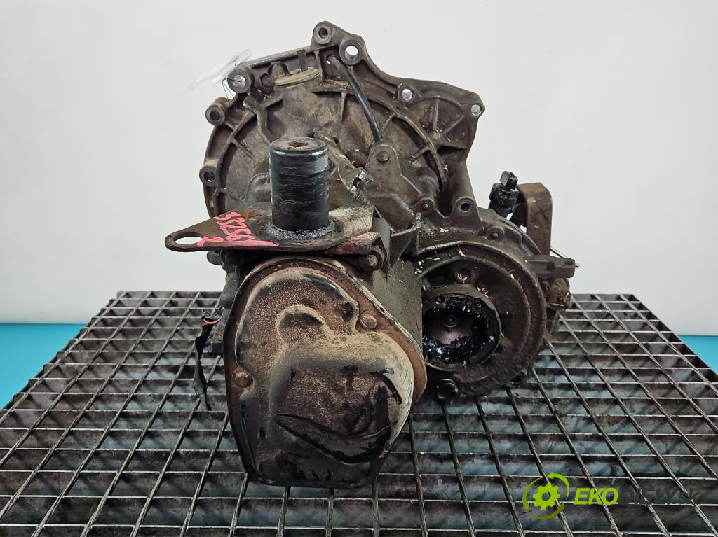 Vw Lupo 1.0 mpi 50KM manual 37 kW 999 cm3 3- prevodovka stupeň,rýchlosť manual ESY