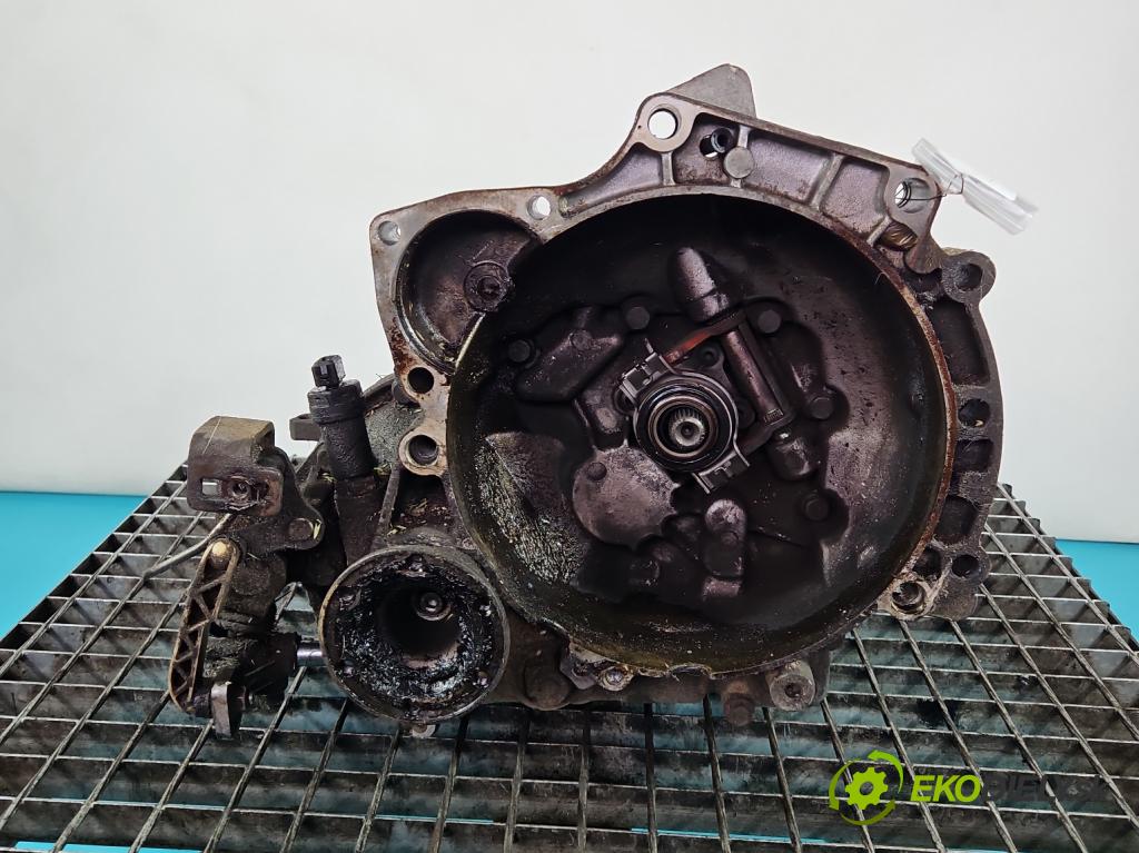 Vw Lupo 1.0 mpi 50KM manual 37 kW 999 cm3 3- prevodovka stupeň,rýchlosť manual ESY