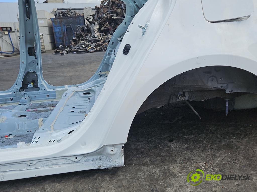Toyota Corolla E21 2019- 1.8 16V 98 HP automatic 72 kW 1798 cm3 4- blatník zadné ľavý
