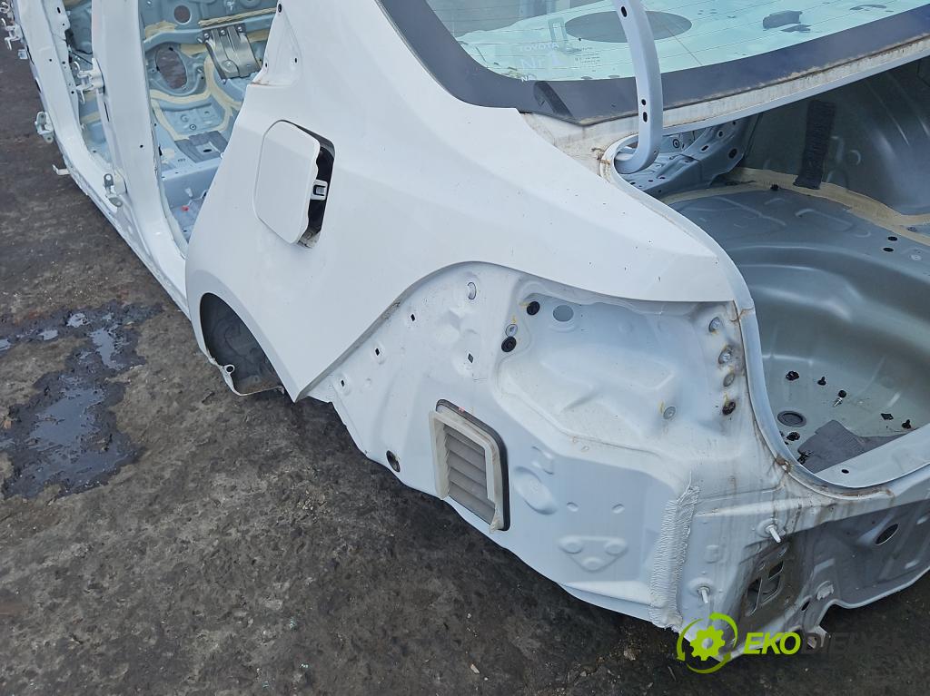 Toyota Corolla E21 2019- 1.8 16V 98 HP automatic 72 kW 1798 cm3 4- blatník zadné ľavý