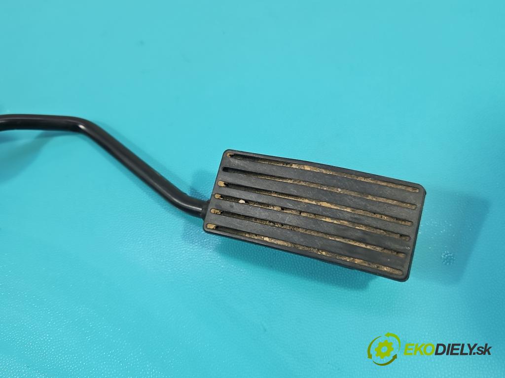 Peugeot 407 1.6 hdi 109 HP manual 80 kW 1560 cm3 5- pedal plyn potenciometr: F00C3E2429