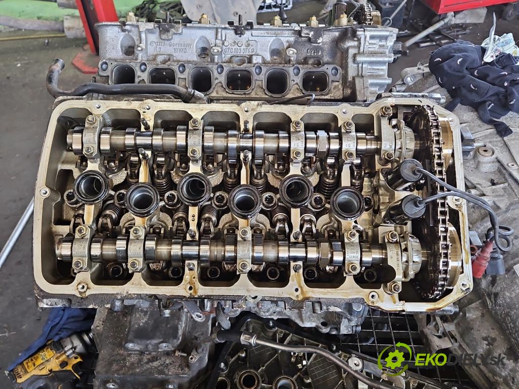 Bentley Continental I 2005-2013 6.0 V12 automatic 411 kW 5998 cm3 4- motor benzín: BEB