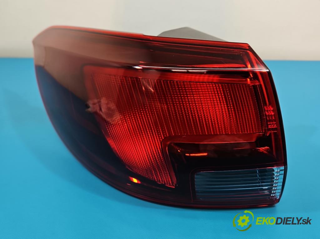 Opel Astra V  2015-2022 1.2 12V 131 hp manual 96 kW 1199 cm3 5- světlo zadní levé 39077374 (Klika dveří ostatní)