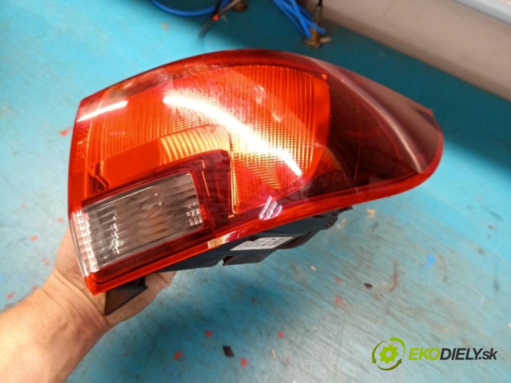 Opel Astra V  2015-2022 1.2 12V 131 hp manual 96 kW 1199 cm3 5- světlo zadní pravé blatník: 39077375