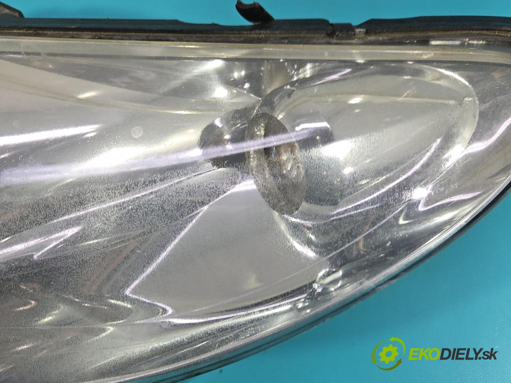 Peugeot 407 1.6 hdi 109 HP manual 80 kW 1560 cm3 5- Reflektor: ľavý 9656668880 (Kľučka dverí ostatné)