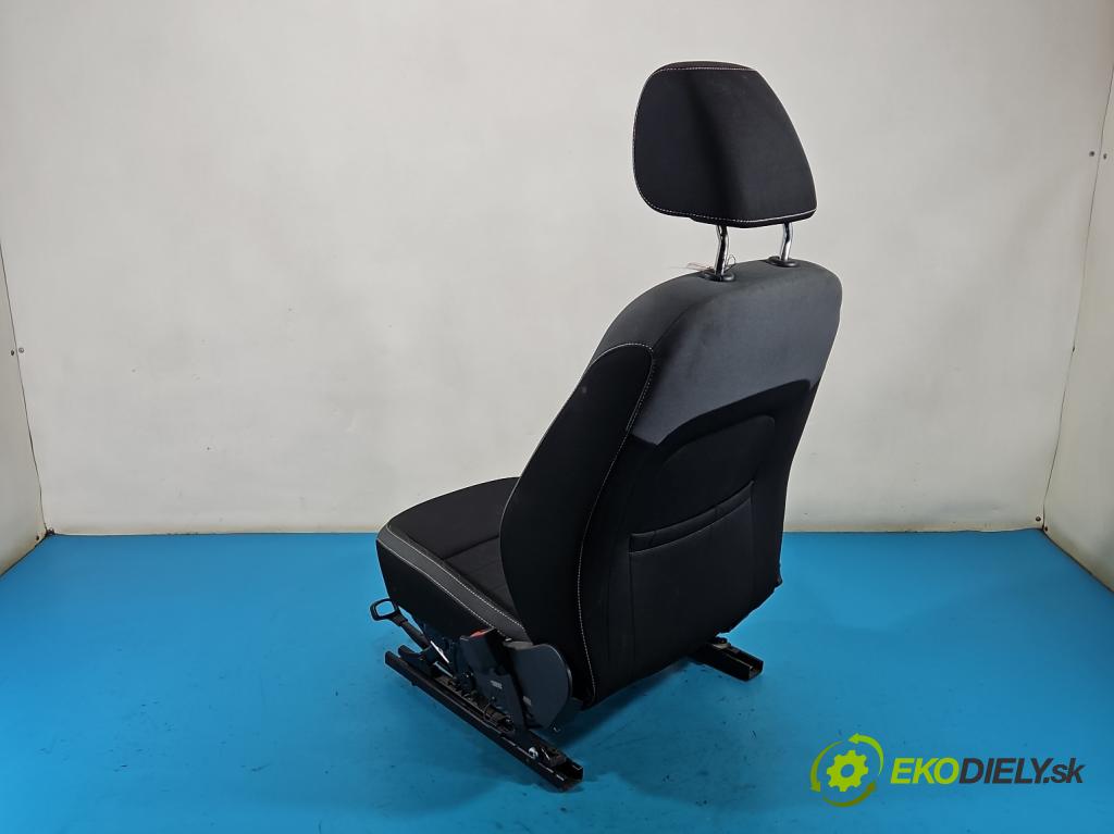 Skoda Fabia III 2014-2021 1.0 MPI 60 HP manual 44 kW 999 cm3 5- Sedačka pravý  (Sedadlo)