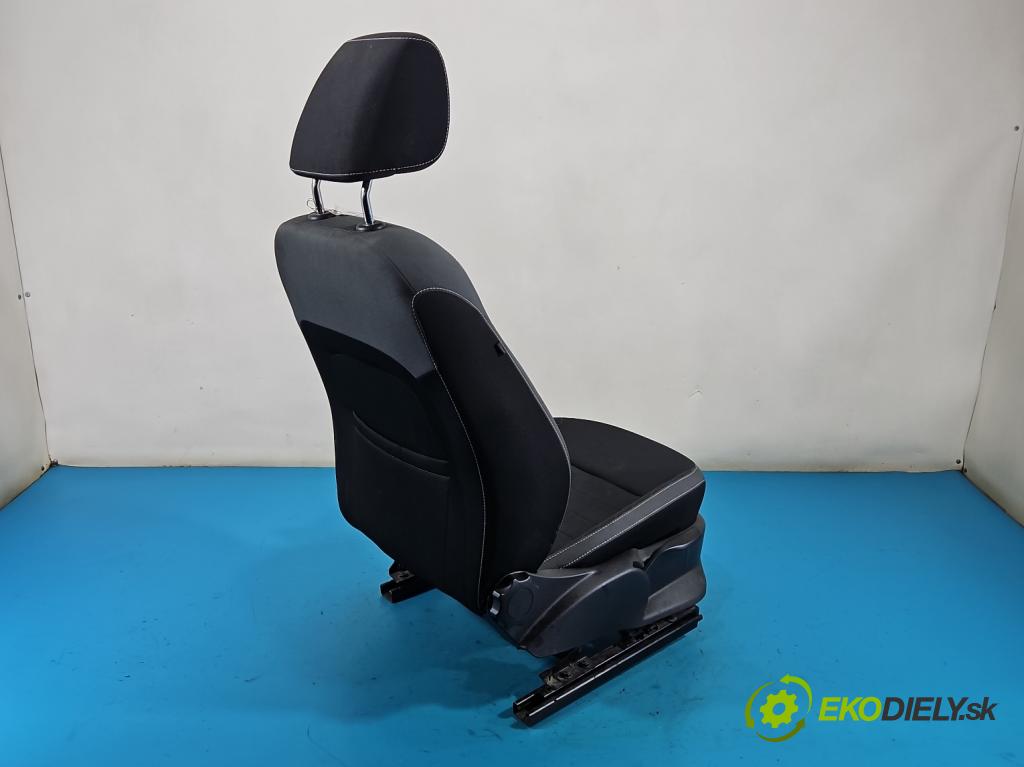 Skoda Fabia III 2014-2021 1.0 MPI 60 HP manual 44 kW 999 cm3 5- Sedačka pravý  (Sedadlo)