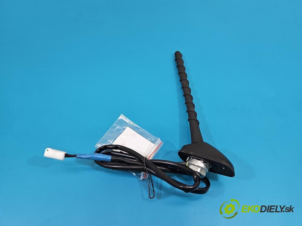 Toyota Yaris III 2011-2020 1.5 vvti 111KM manual 82 kW 1496 cm3 5- Antena V3-08998C