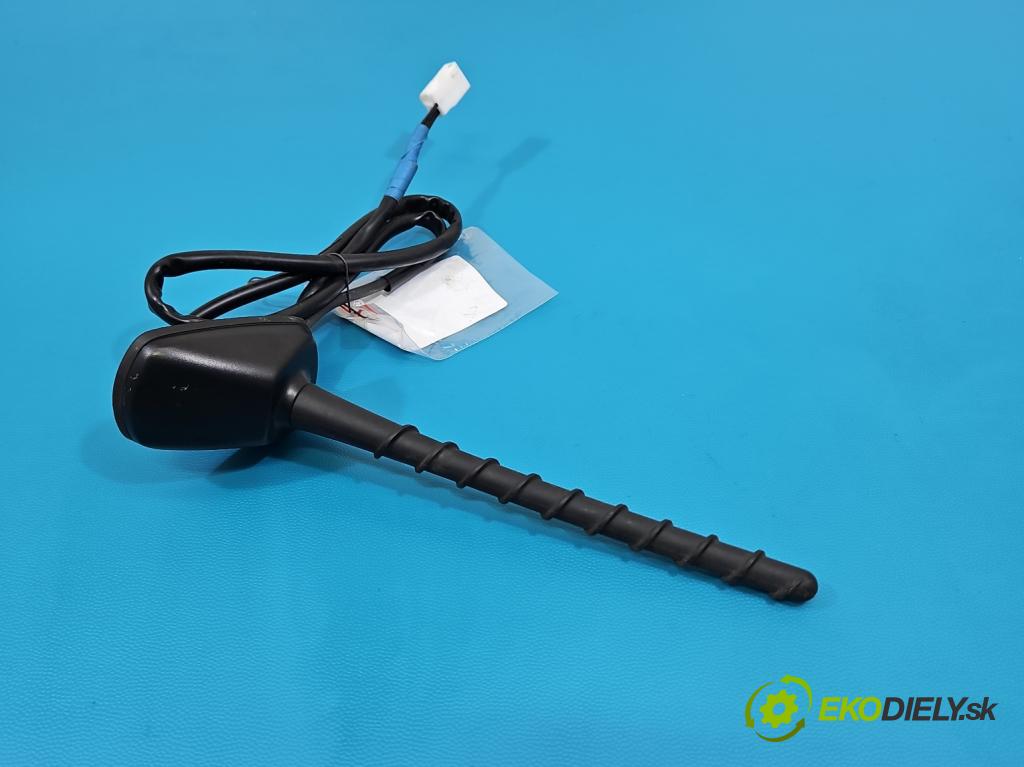 Toyota Yaris III 2011-2020 1.5 vvti 111KM manual 82 kW 1496 cm3 5- Antena V3-08998C