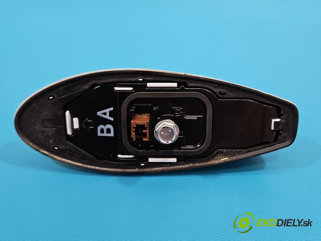 Toyota Corolla E21 2019- 1.8 16V 98 hp automatic 72 kW 1798 cm3 4- Antena