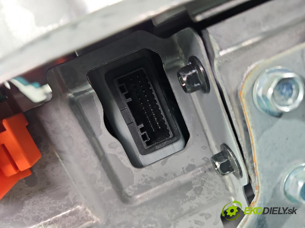 Toyota Corolla E21 2019- 1.8 16V 98 hp automatic 72 kW 1798 cm3 4- batéria G9280-12031