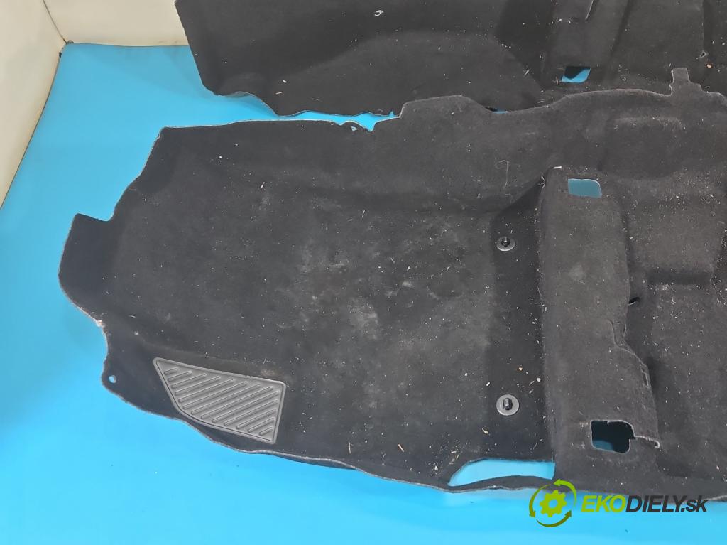 Toyota Corolla E21 2019- 1.8 16V 98 HP automatic 72 kW 1798 cm3 4- koberec do auta ostatné 58510-02P70