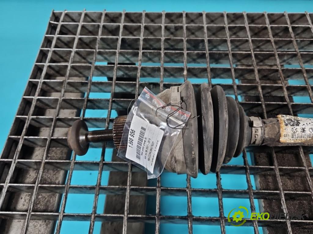 Audi A4 B8 2007-2015 2.0 tdi 120 hp manual 88 kW 1968 cm3 4- poloos přední pravé 8K0407271Q