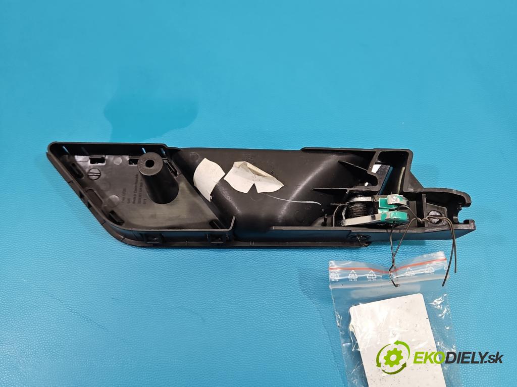Skoda Fabia III 2014-2021 1.0 MPI 60 HP manual 44 kW 999 cm3 5- rukoväť uvnitř: zadné ľavé 1289683001
