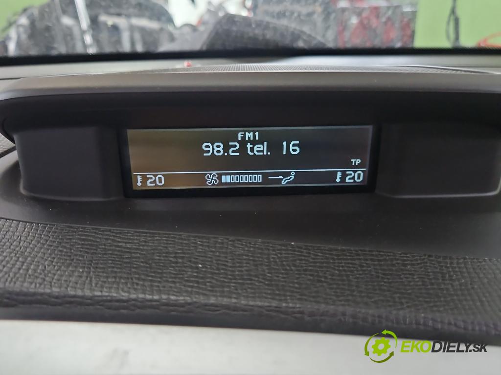 Volvo XC60 I 2008-2017 2.4d 163 HP automatic 120 kW 2400 cm3 5- Zobrazit: 30772584 (Prístrojová doska)