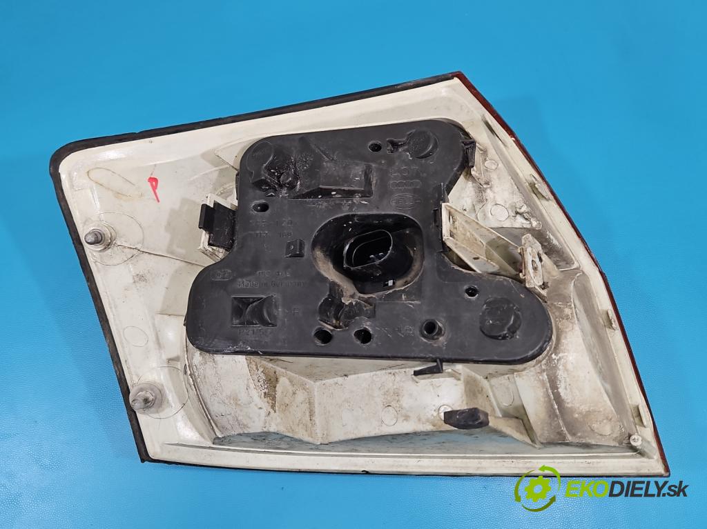 Audi A4 B6 2000-2004 2.0 FSI 150 HP manual 110 kW 1984 cm3 4- svetlo / reflektor zadné pravé blatník