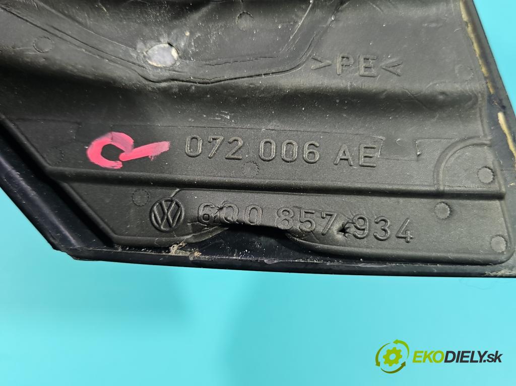 Vw Polo IV 9N 2001-2009 1.2 12v 64 HP manual 47 kW 1198 cm3 3- zrkadlo pravé  (Kľučka dverí ostatné)