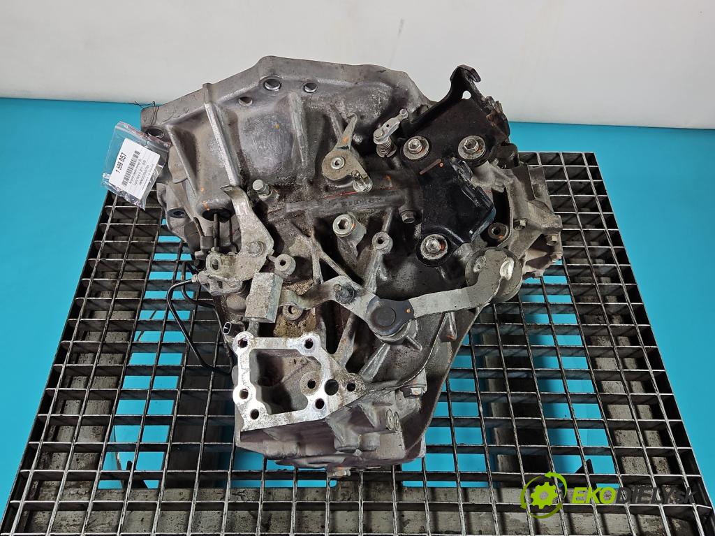 Toyota Yaris III 2011-2020 1.5 vvti 111KM manual 82 kW 1496 cm3 5- prevodovka stupeň,rýchlosť manual 31115-0D112-A