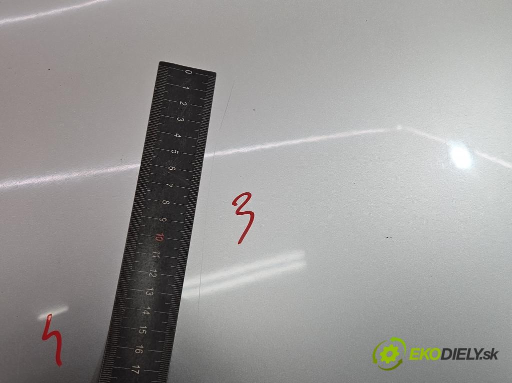 Audi A4 B6 2000-2004 2.0 FSI 150 HP manual 110 kW 1984 cm3 4- zadna kufor (Kapota zadná (kufor))
