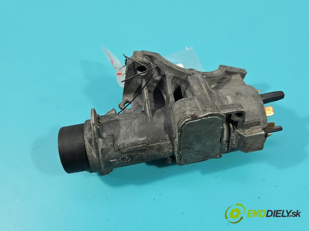 Vw Polo IV 9N 2001-2009 1.9 tdi 101 hp manual 74 kW 1896 cm3 5- spínací skříňka 4B0905851C (Spínací skříňka)