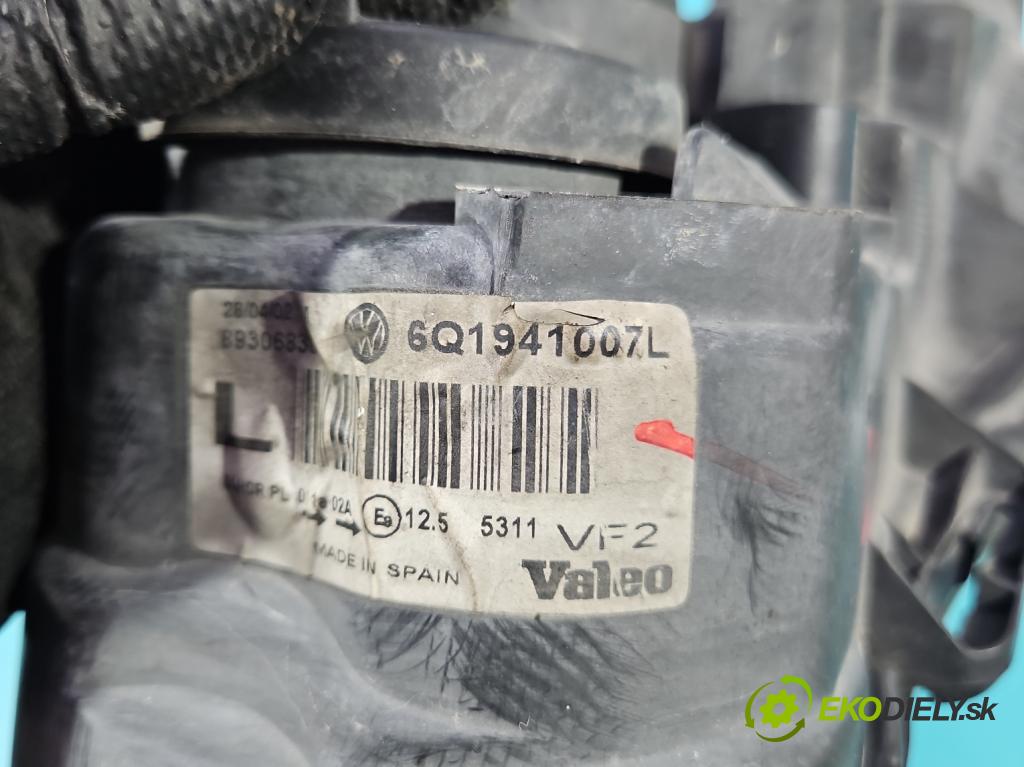 Vw Polo IV 9N 2001-2009 1.2 12v 64 hp manual 47 kW 1198 cm3 3- světlo levý  (Klika dveří ostatní)